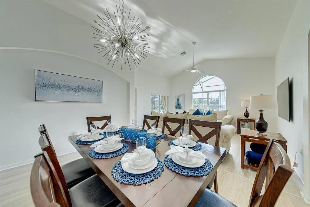 580 - Stunning Just Renovated Home Davenport